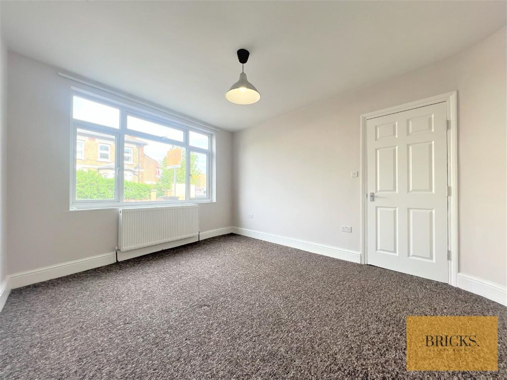 Property photo 2 of 17 2.Jpg