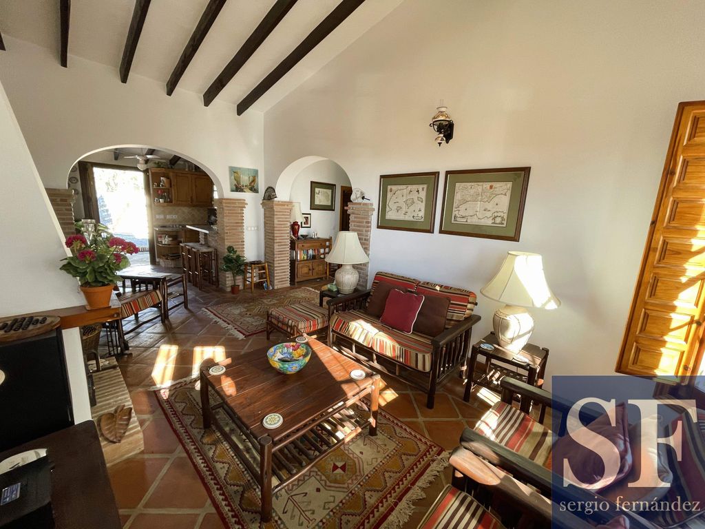 Property photo 3 of 20