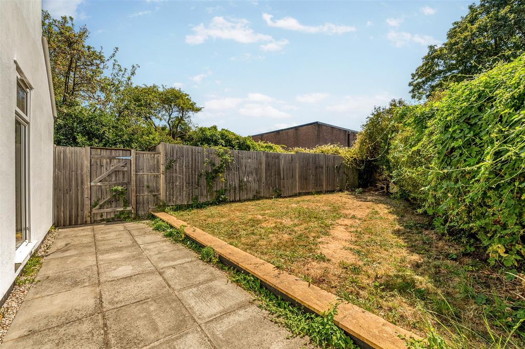 Property photo 2 of 14 Noel Road-13.Jpg