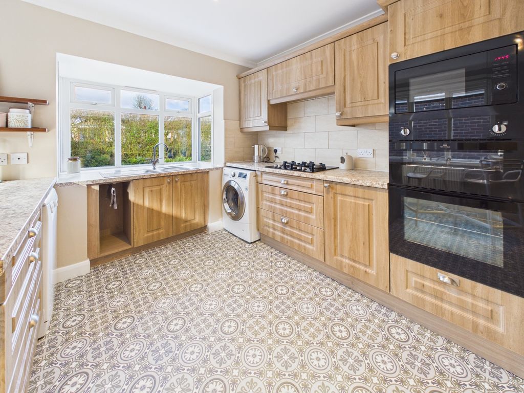 Property photo 3 of 17 Cam04789G0-Pr0049-Still012