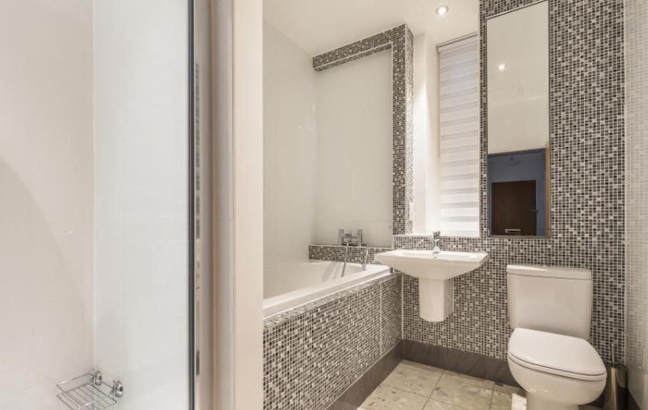 Property photo 2 of 4 11 Hinde House 4 17.11.Png