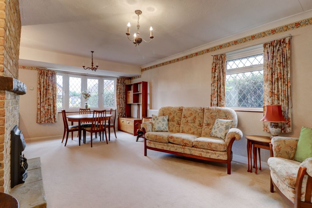 Property photo 2 of 13 Picture No. 34