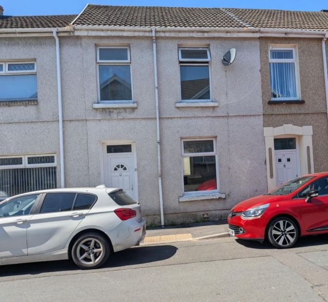 Property photo 1 of 8 Front Picture