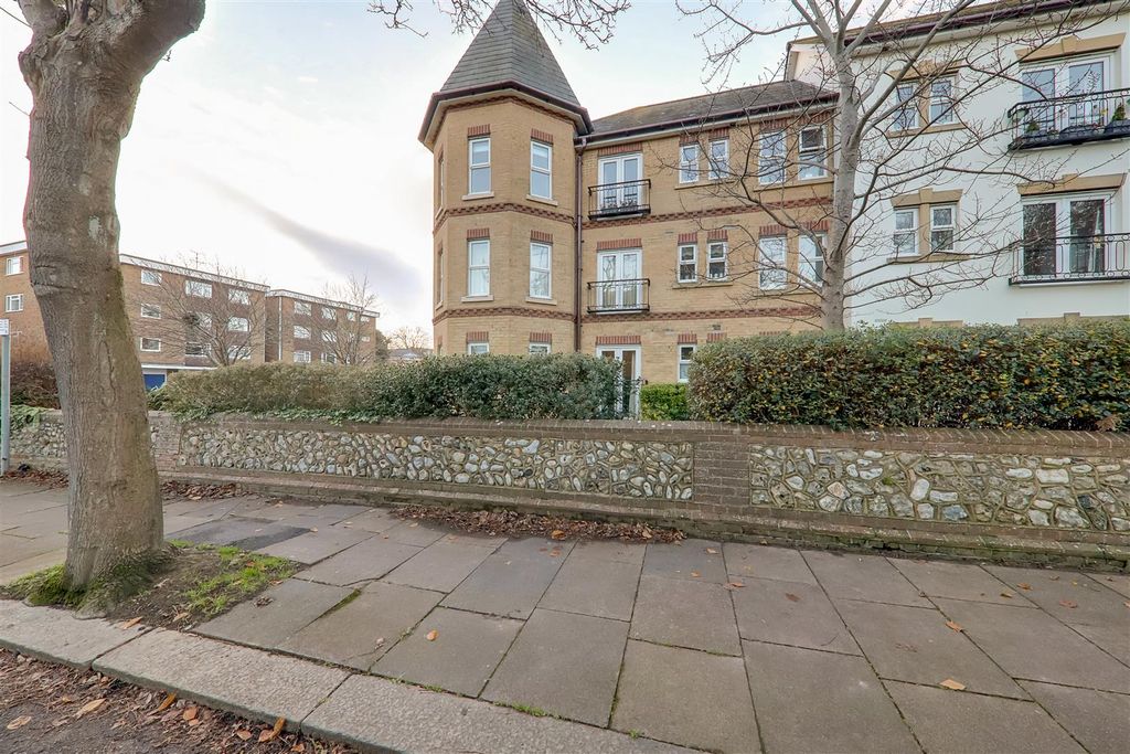 Property photo 1 of 15 Img_0184-Img_0186.Jpg