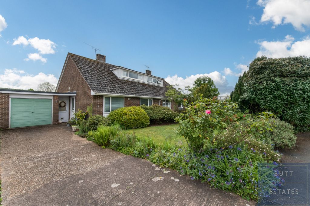Property photo 1 of 9