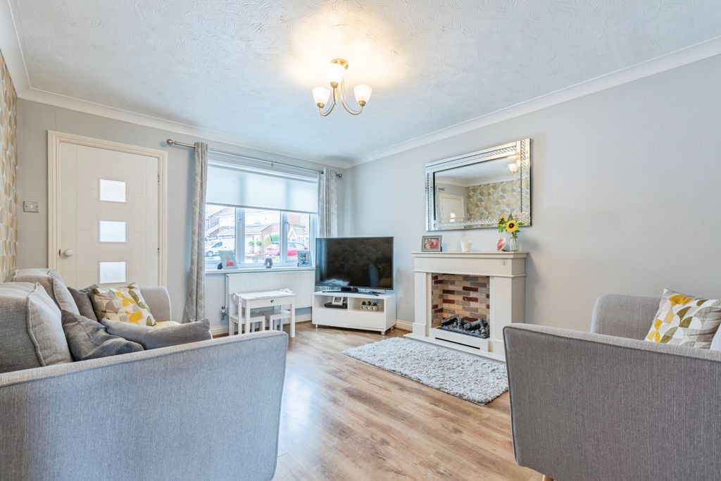 Property photo 2 of 12 Img_4791