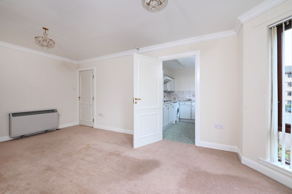 Property photo 3 of 7