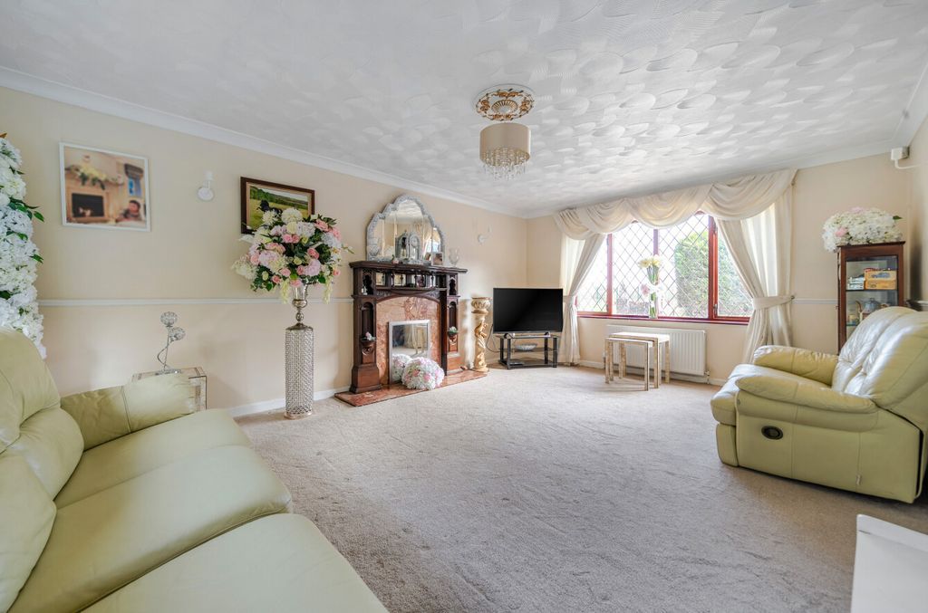 Property photo 3 of 14 1423535-9-69A7196...