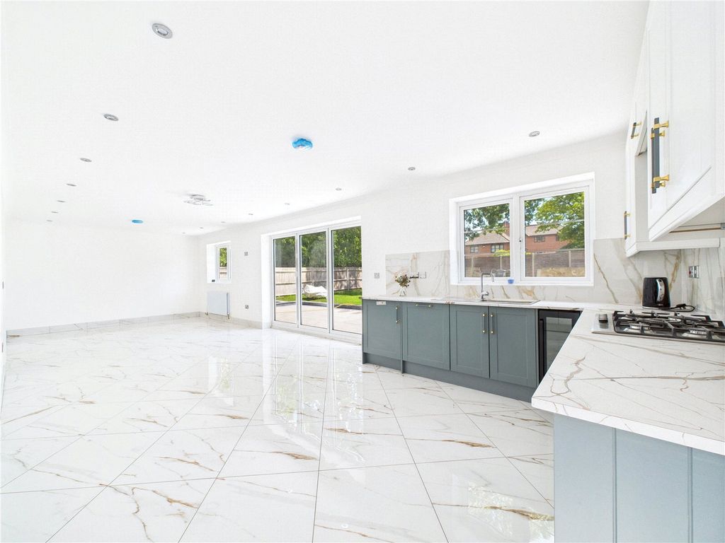 Property photo 3 of 17 Picture No. 17