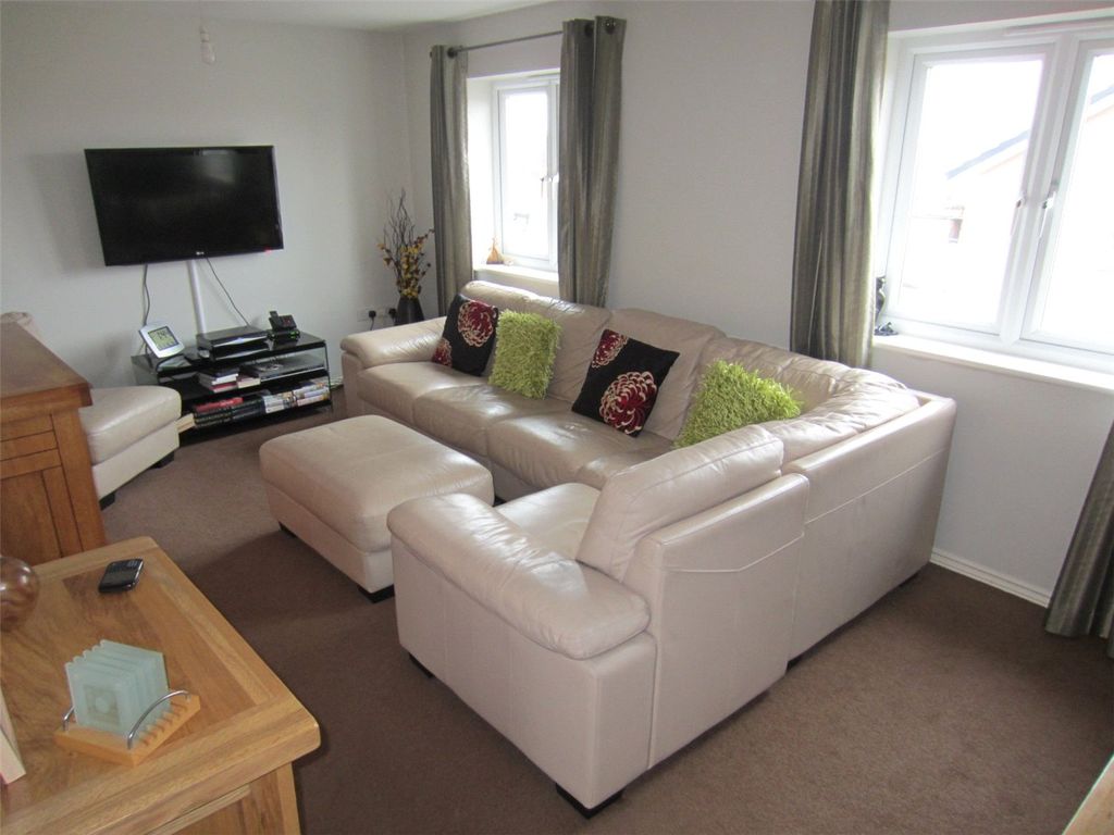 Property photo 2 of 9 Picture No. 03