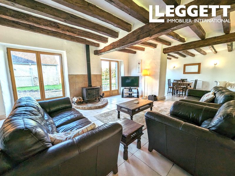 Property photo 3 of 10