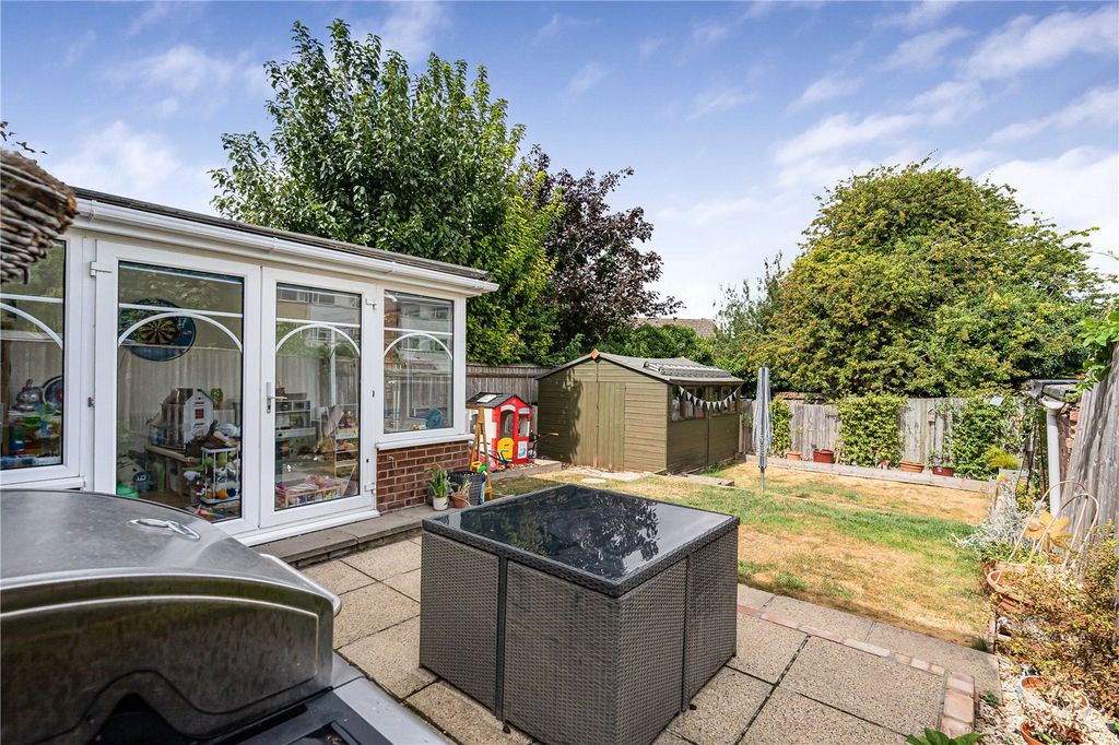 Property photo 3 of 23 Picture No. 27