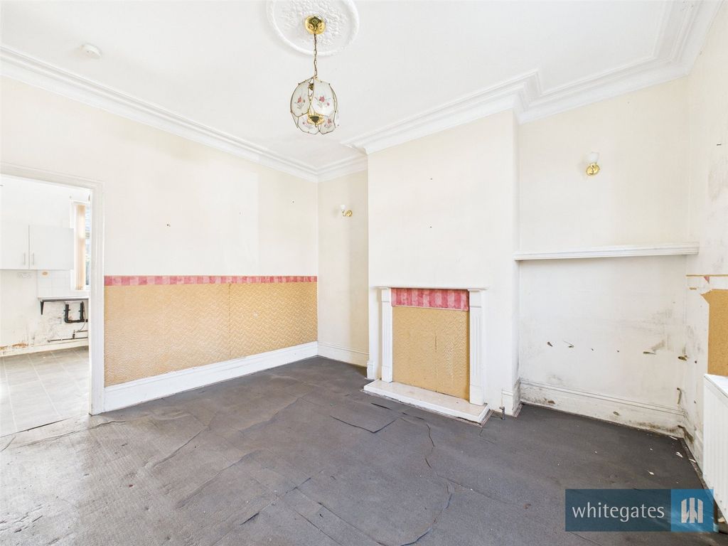 Property photo 2 of 11 Picture No. 13