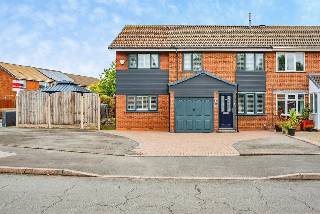 Property photo 1 of 28 Pbox-Img.Jpg