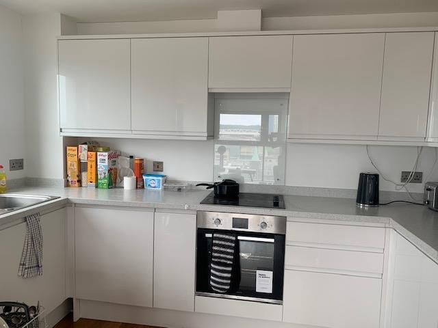 Property photo 1 of 7 Kitchen