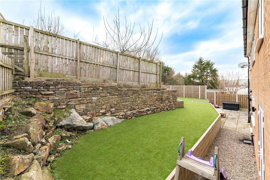 Property photo 2 of 28 Garden