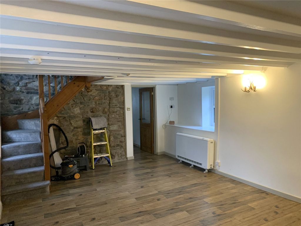 Property photo 3 of 10 Picture No. 23