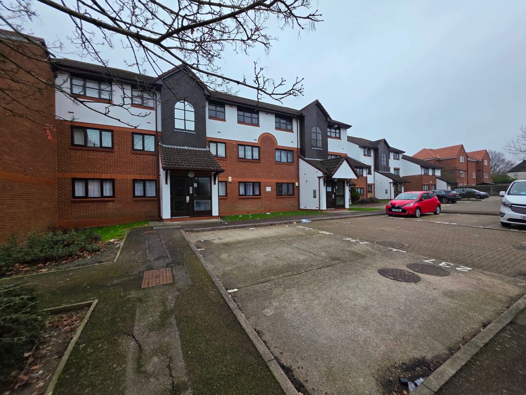 Property photo 1 of 7