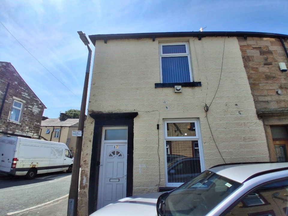 Property photo 1 of 18