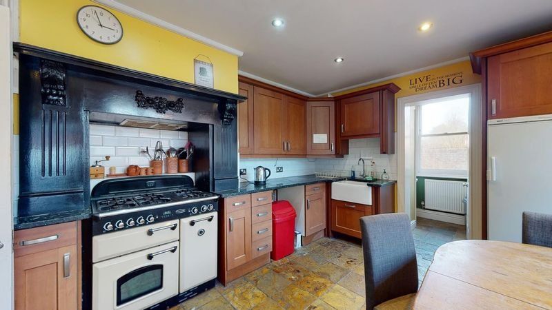 Property photo 2 of 17 Picture 2