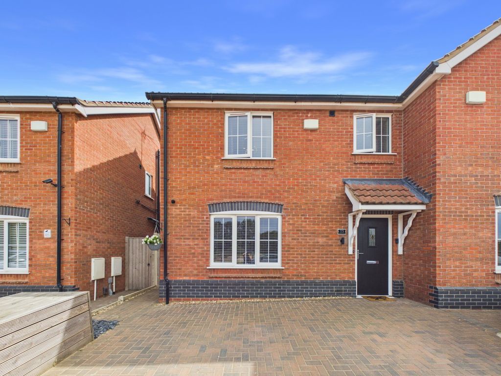 Property photo 1 of 14 4897942
