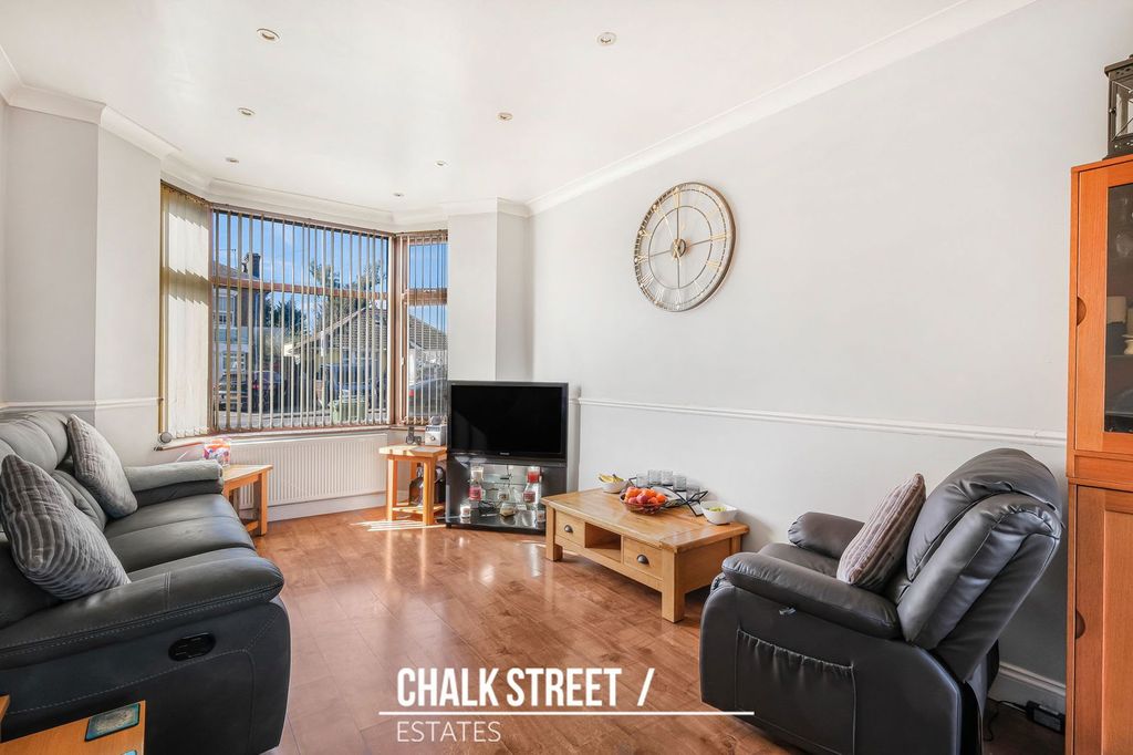 Property photo 3 of 23