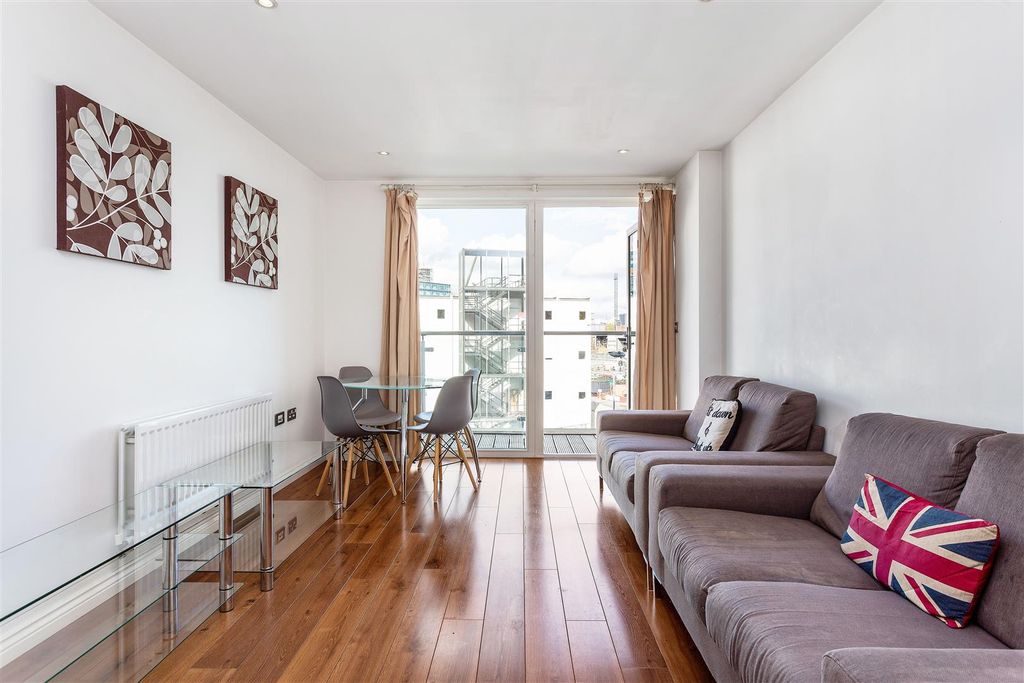 Property photo 2 of 16 Rec