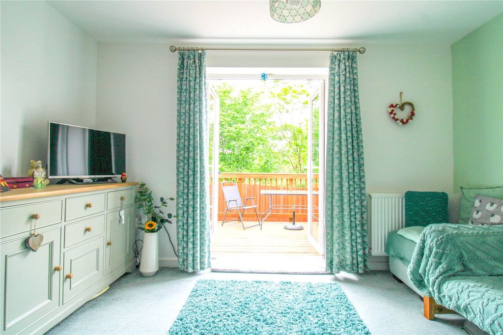 Property photo 1 of 15 Picture No. 04