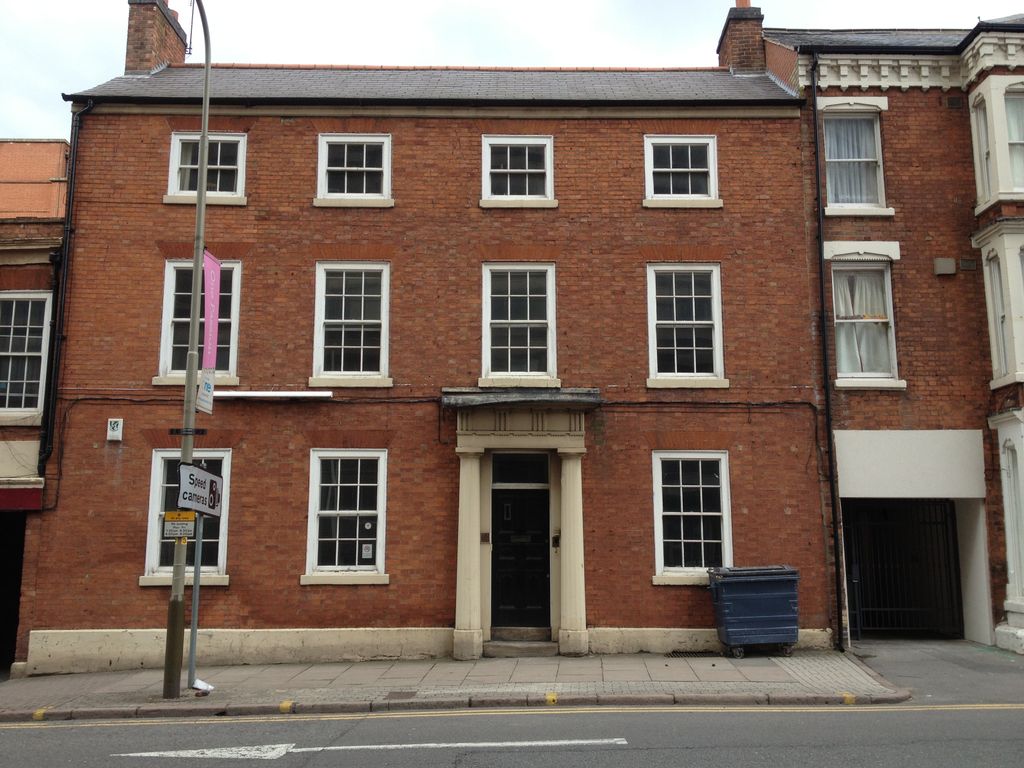 Property photo 1 of 1