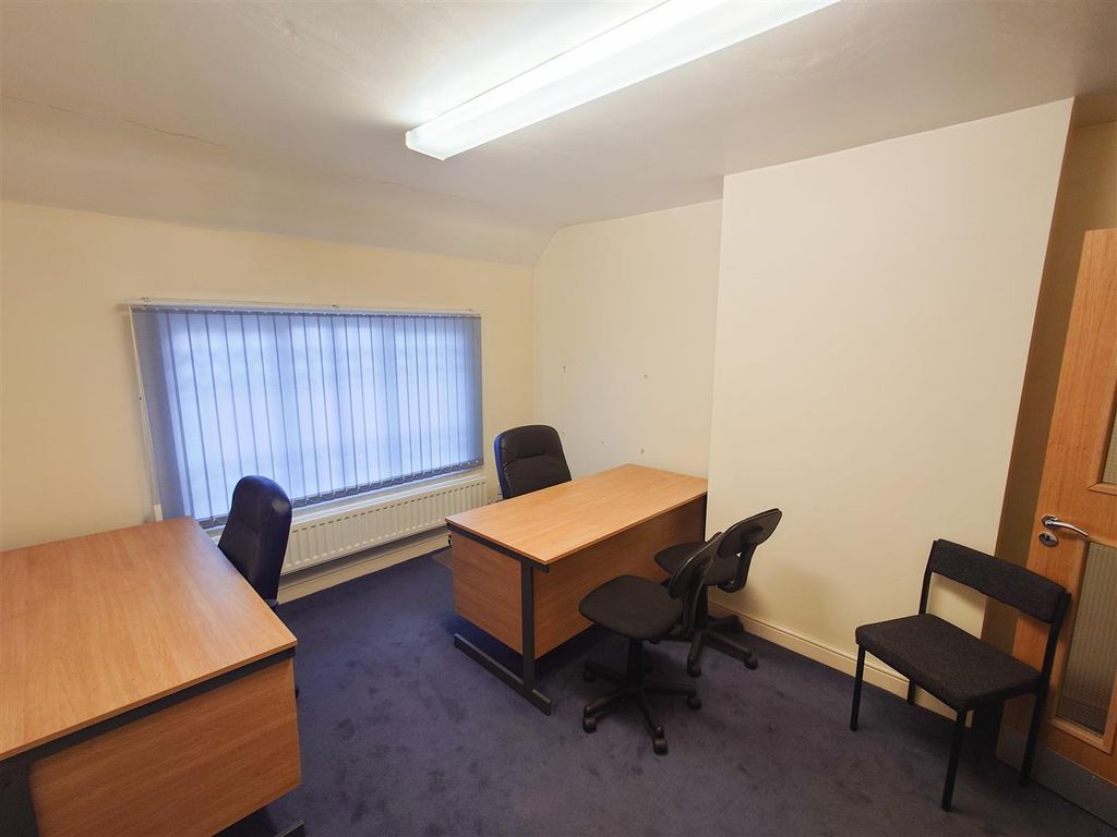 Property photo 3 of 3