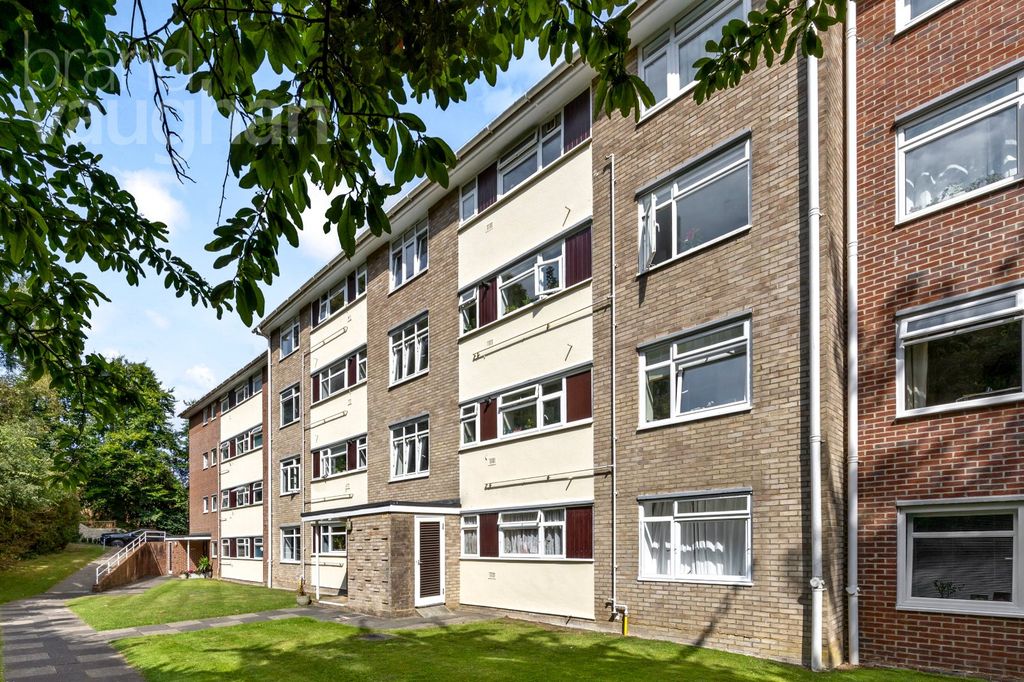 Property photo 2 of 18 Picture No. 20