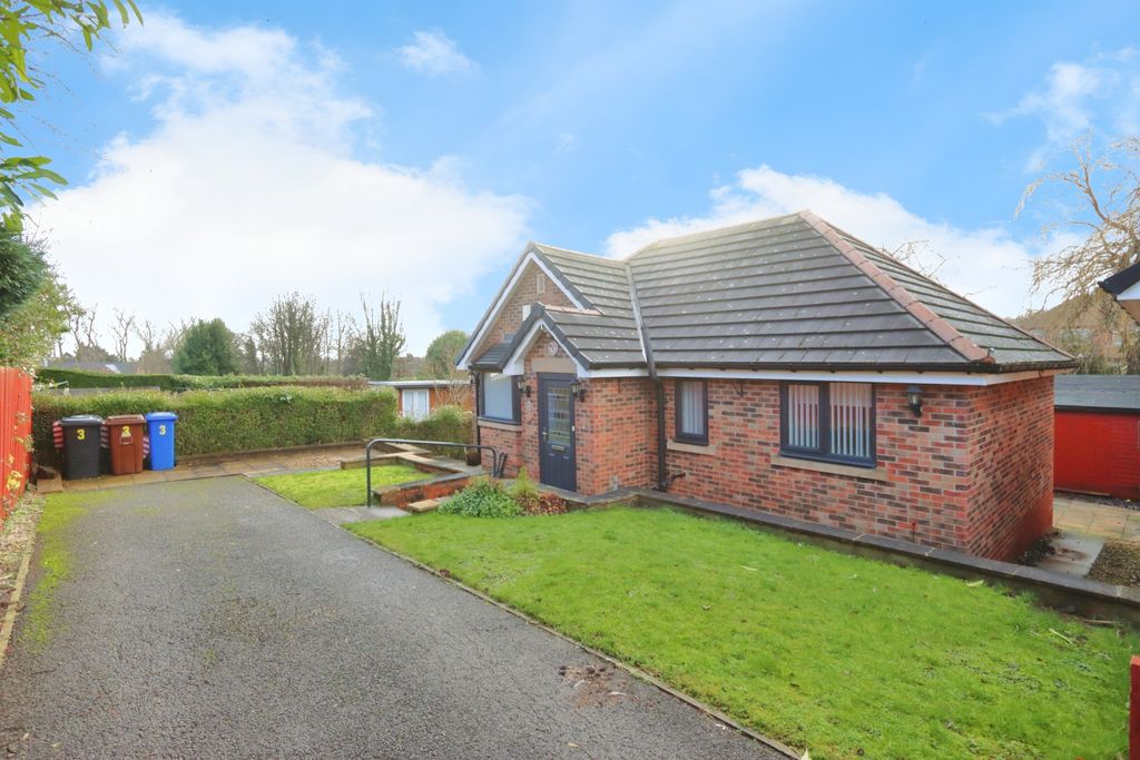 Property photo 2 of 15