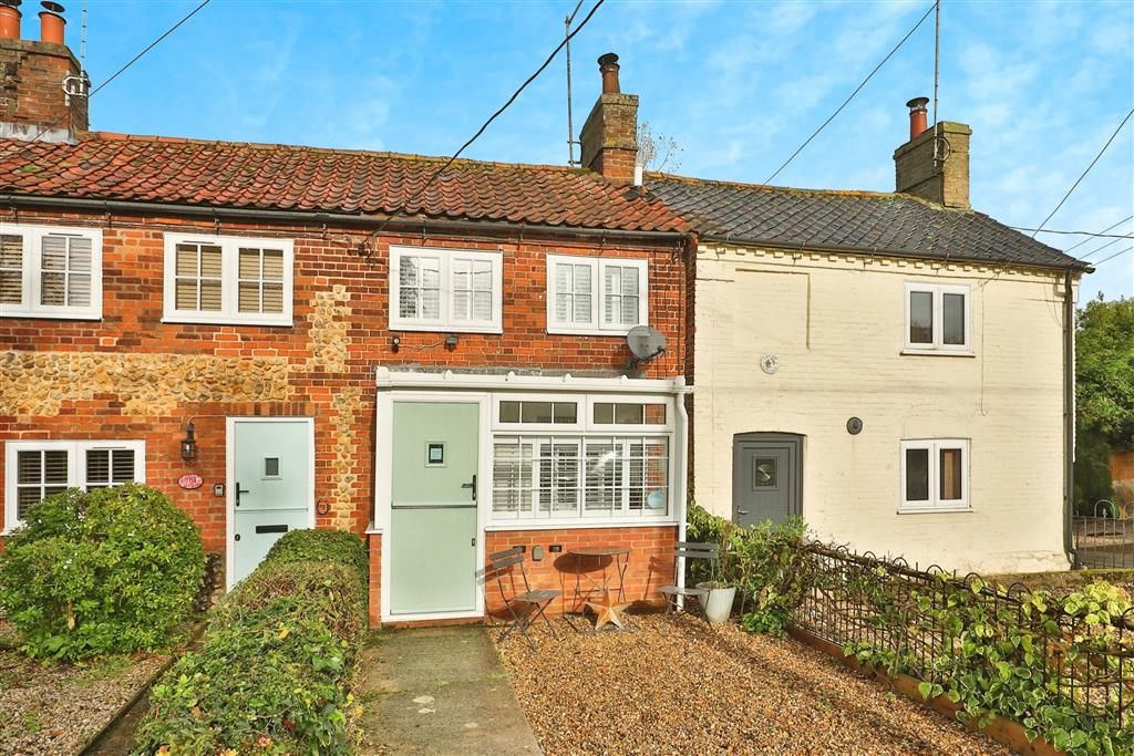 Property photo 1 of 15 Bedroom