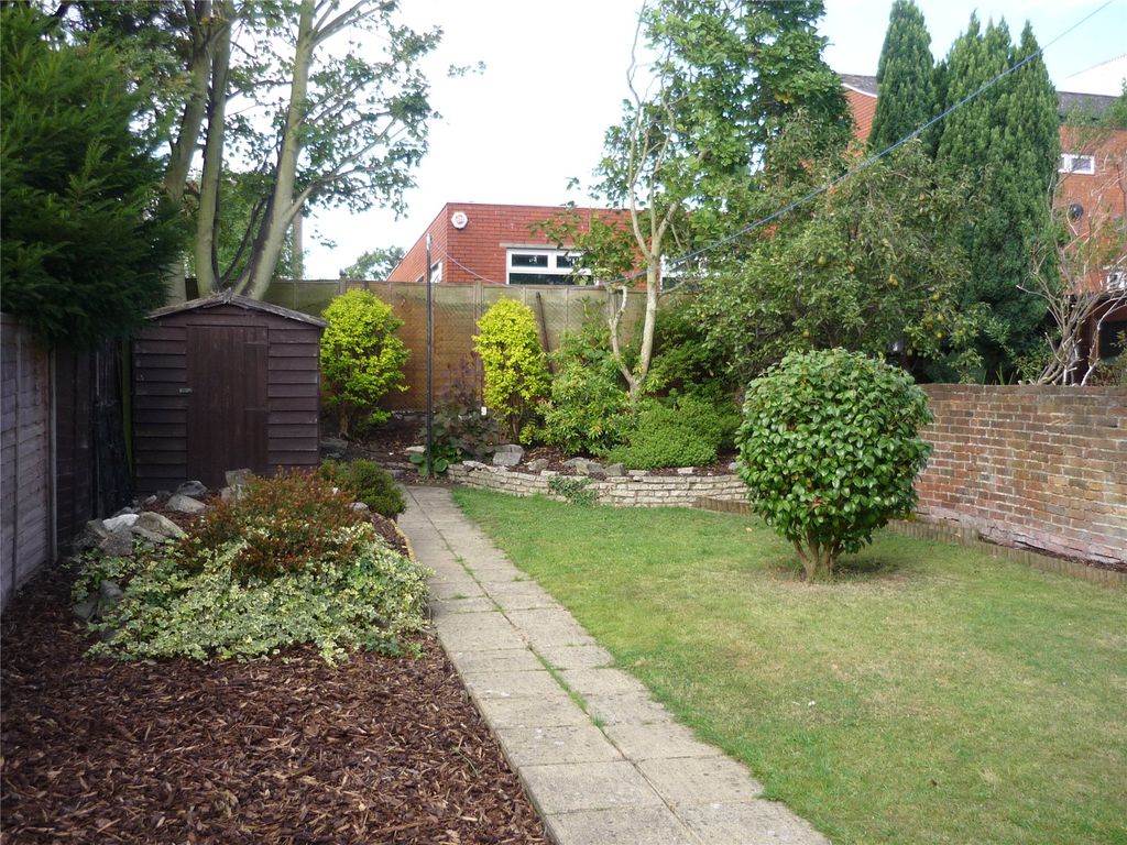 Property photo 2 of 11 Picture No. 40