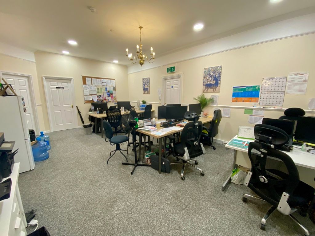 Property photo 2 of 6 Photo 5