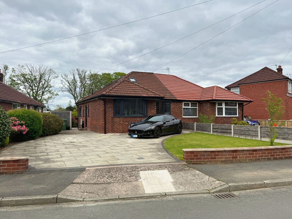 Property photo 1 of 33