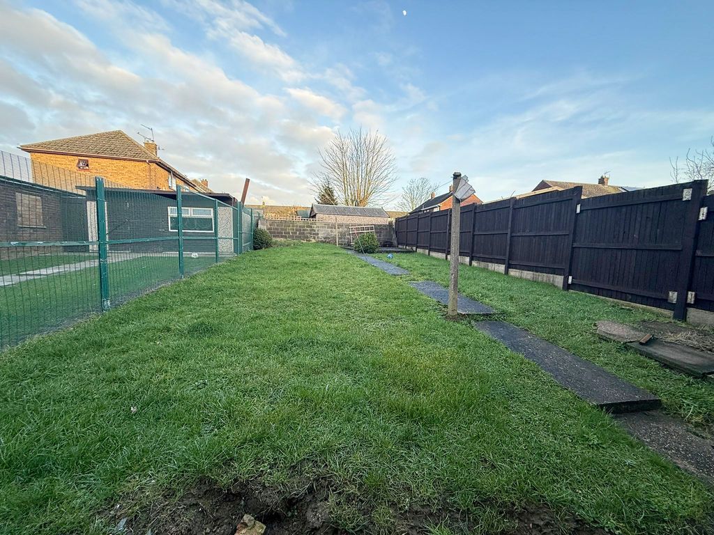 Property photo 2 of 2 Garden