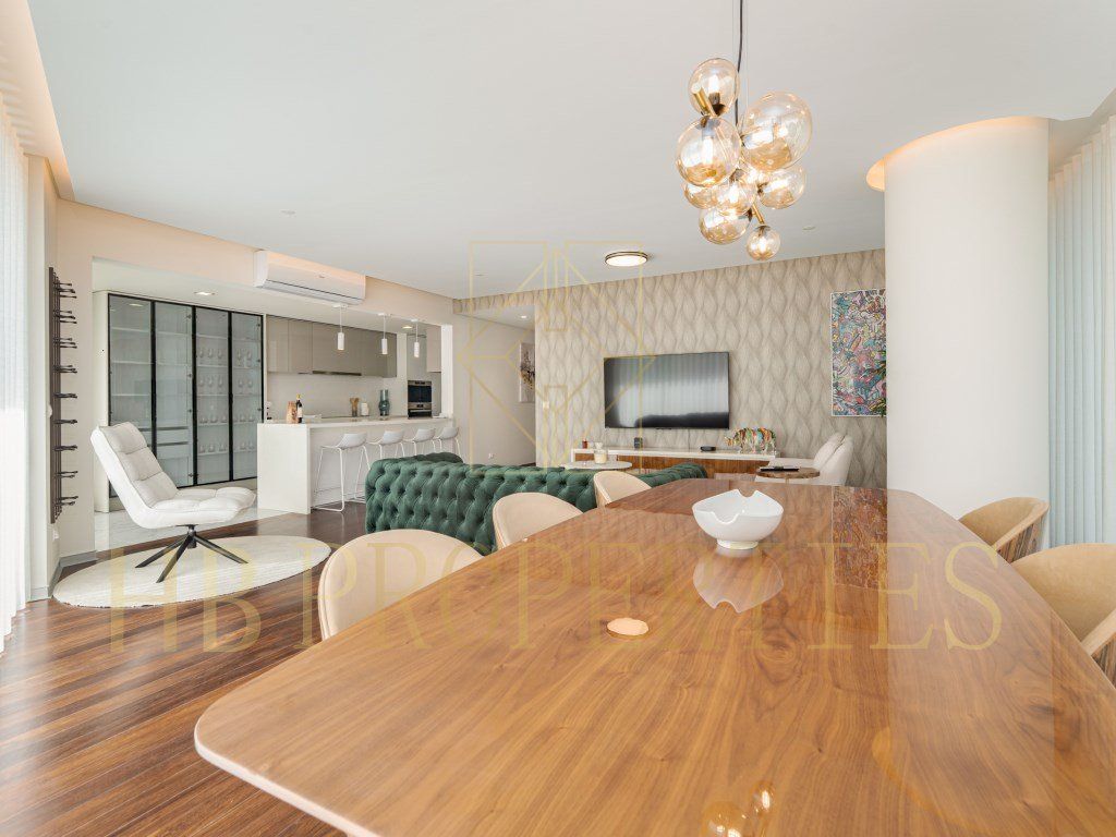Property photo 3 of 46