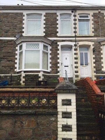 Property photo 1 of 1 Outside Front