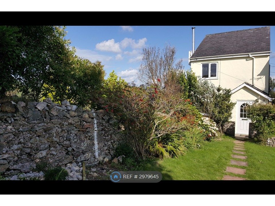 Property photo 2 of 21