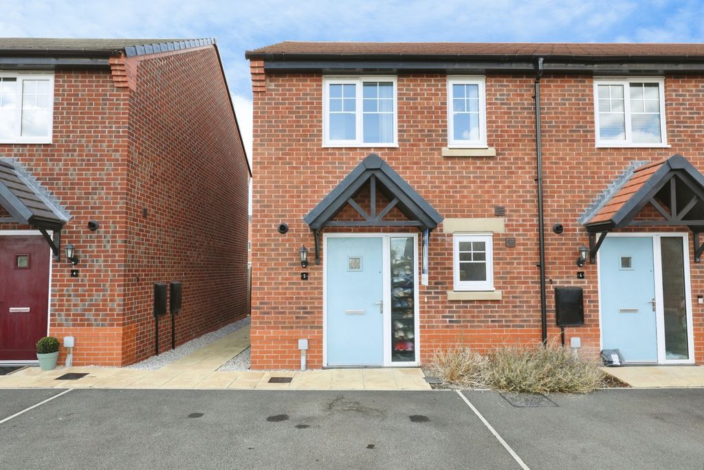 Property photo 1 of 16 Pbox-Img.Jpg