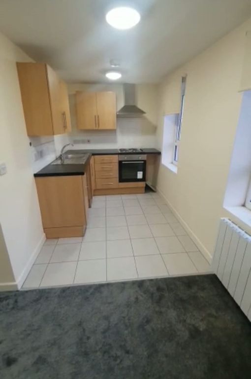 Property photo 3 of 6 Gallery