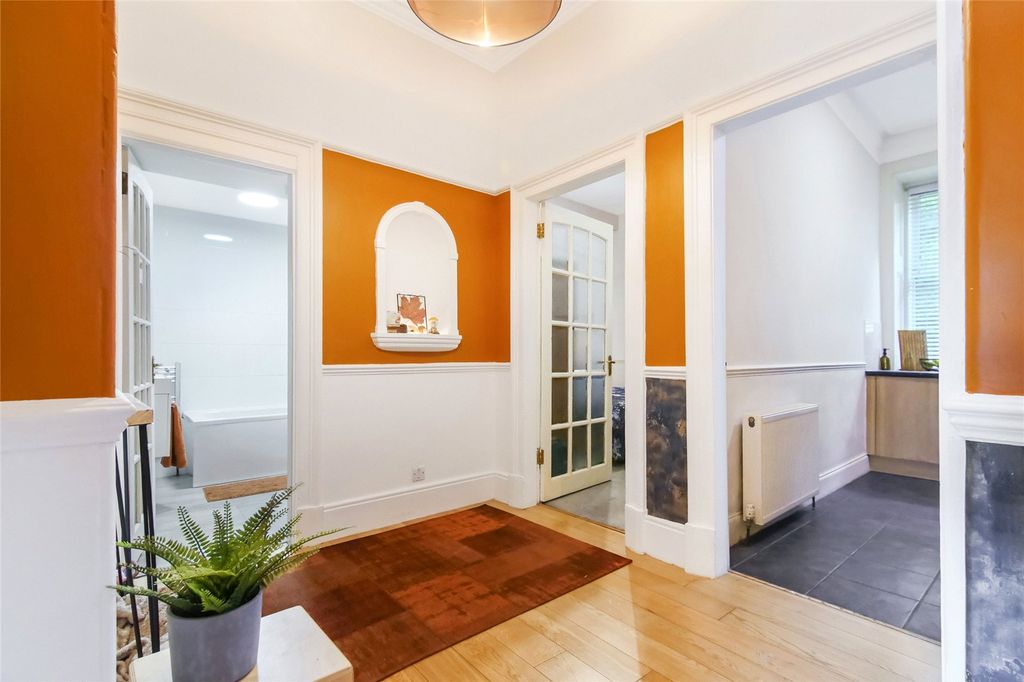 Additional image 8 of 1 bed flat for saleGlasgow Road, Paisley, Renfrewshire PA1