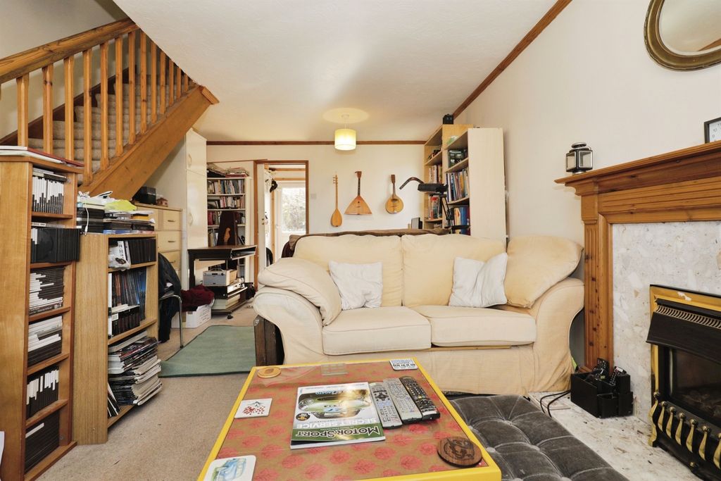 Property photo 3 of 8