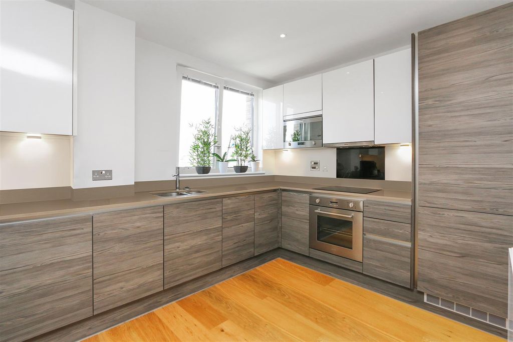 Property photo 2 of 13 Kitchen