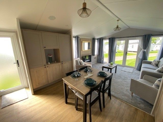Property photo 3 of 12 Sunseeker Sandgate 2026 Car0065484 138450994.Jpeg