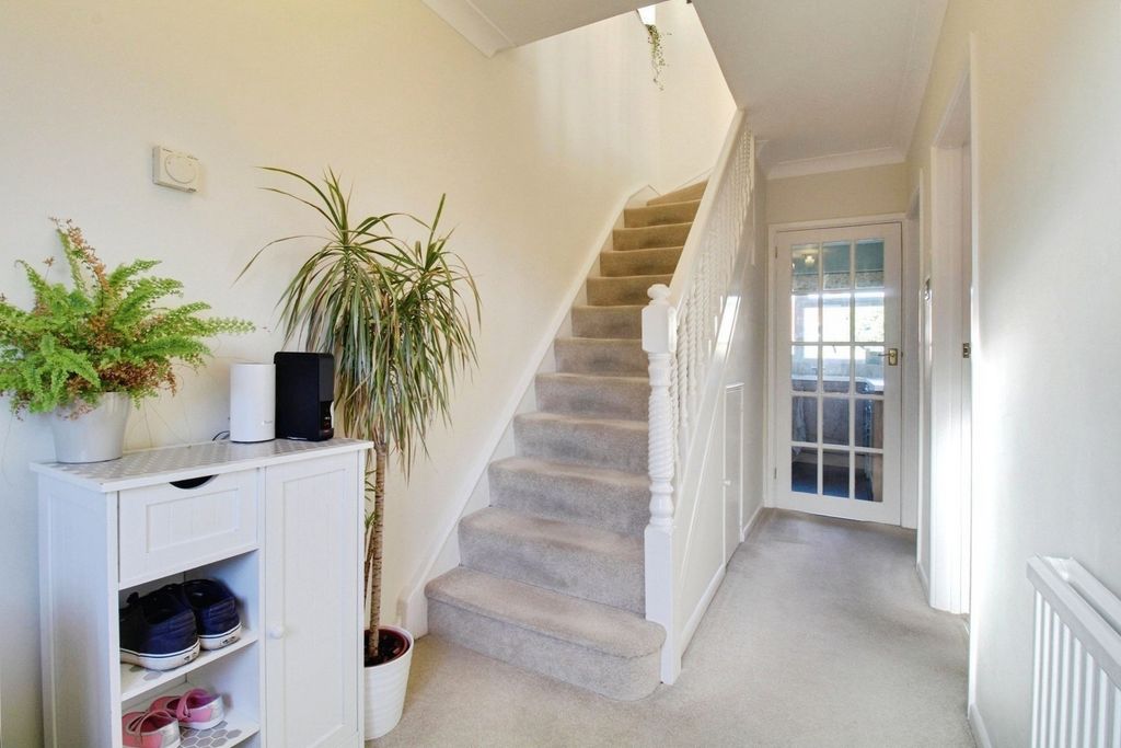 Property photo 3 of 23 Pbox-Img.Jpg