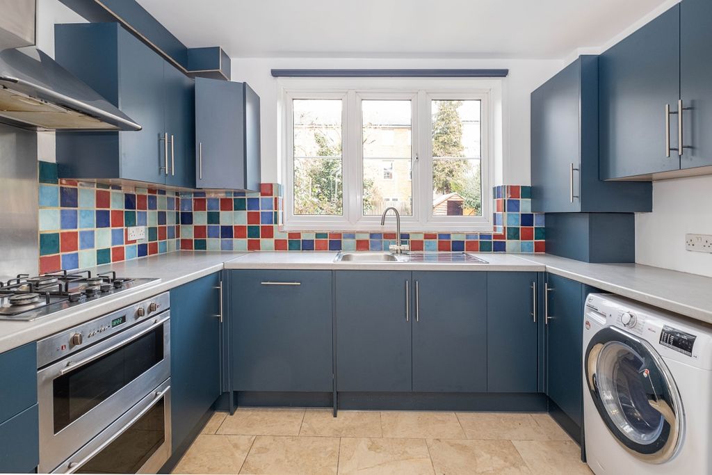 Property photo 2 of 16