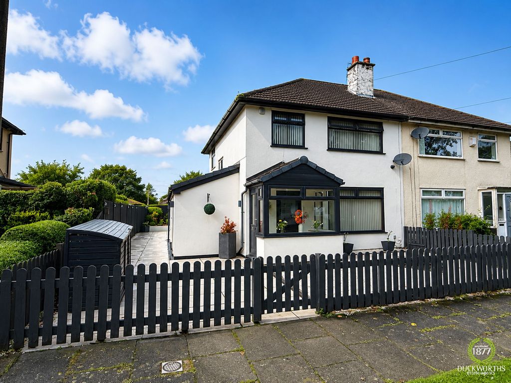 Property photo 1 of 27