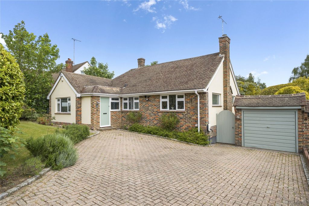 Property photo 1 of 13 Detached Bungalow